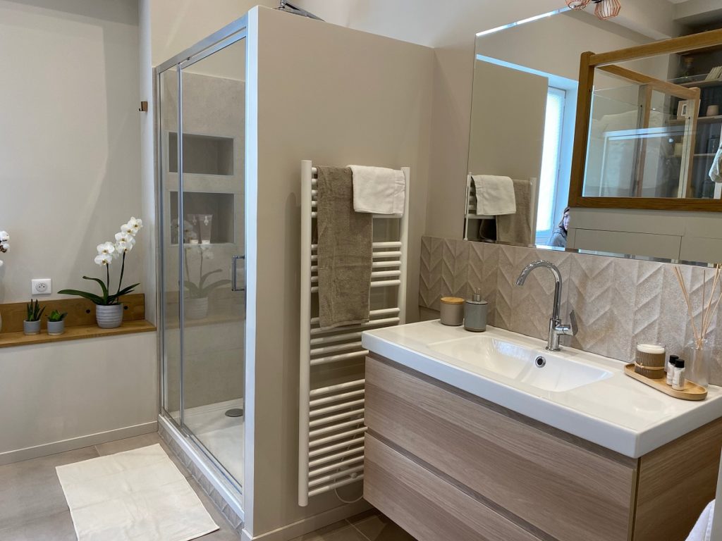 espace salle de bain suite parentale